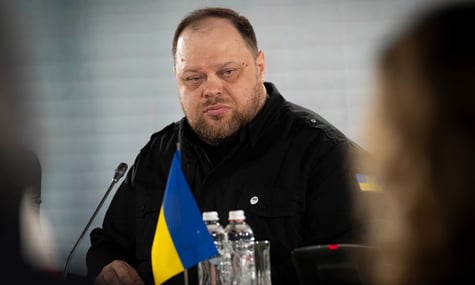Стефанчук про відмову Порошенку на виїзд до США: Заява надійшла за кілька годин до поїздки