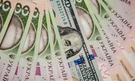 Офіційний курс долара вперше перевищив 42 гривні