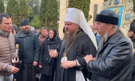 УПЦ МП жалуется на СБУ, потому что та требует усилить арест для митрополита, пострадавшего после драки с ПЦУ в Черкассах